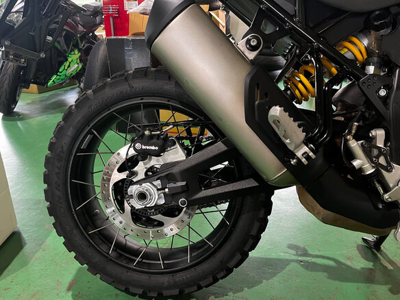 2022 Ducati DesertX, белый, 1250000 рублей - вид 5