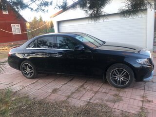2019 Mercedes-Benz E-Класс 200 V (W213, S213, C238), чёрный, 2300000 рублей, вид 2