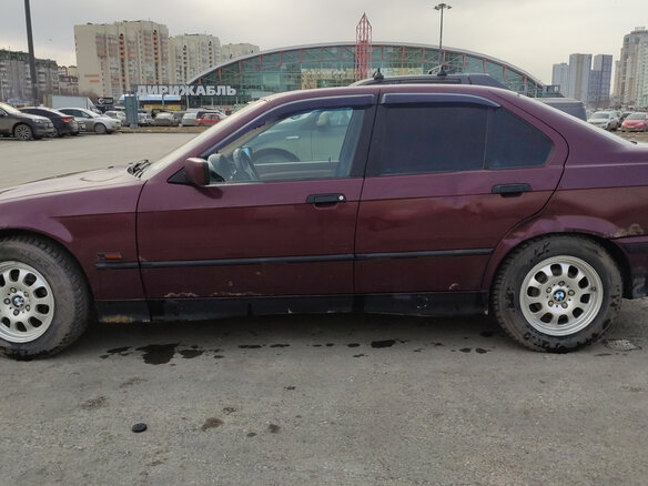 1995 BMW 3 серии 316i III (E36), фиолетовый - вид 4