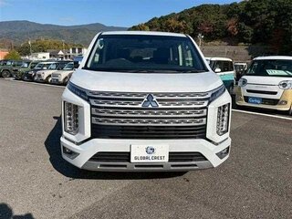 2024 Mitsubishi Delica D:5 I Рестайлинг, белый, 2850000 рублей, вид 3