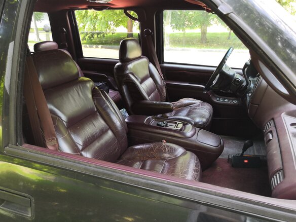 1995 GMC Suburban, чёрный - вид 8