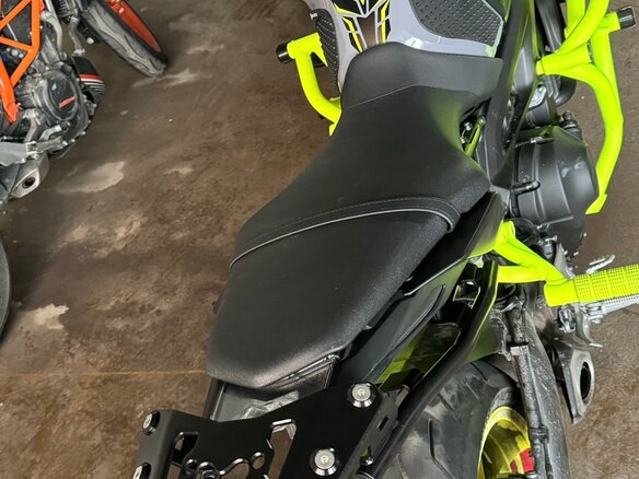 2018 Yamaha MT-09 (FZ-09), серый, 1050000 рублей - вид 10