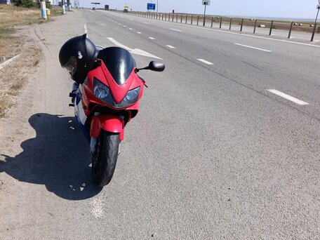 2001 Honda CBR 600F, красный, 410000 рублей, вид 1