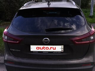 2022 Nissan Qashqai II Рестайлинг, коричневый, 2600000 рублей, вид 4