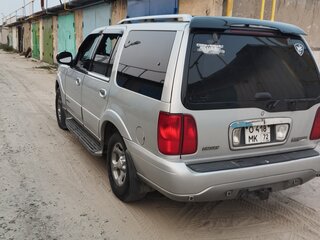 2000 Lincoln Navigator I, серебристый, 980000 рублей, вид 4