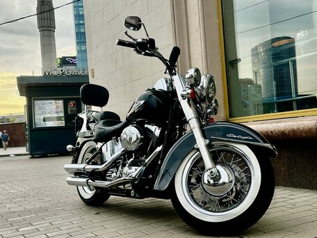 2013 Harley-Davidson Softail Deluxe, чёрный, 1801000 рублей, вид 2