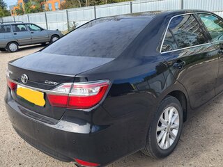 2015 Toyota Camry VII (XV50) Рестайлинг, чёрный, 1900000 рублей, вид 5