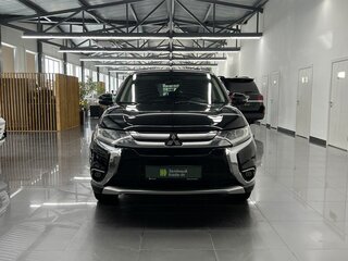2016 Mitsubishi Outlander III Рестайлинг 2, чёрный, 1445000 рублей, вид 3