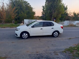2014 Renault Logan II, белый, 410000 рублей, вид 4