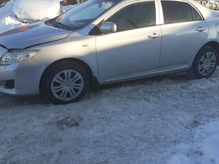 2010 Toyota Corolla X (E140, E150) Рестайлинг, серебристый, 980000 рублей, вид 2