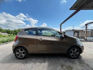 2012 Kia Picanto II, коричневый, 850000 рублей, вид 4