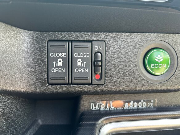 2015 Honda Stepwgn Spada V, белый, 2100000 рублей - вид 14