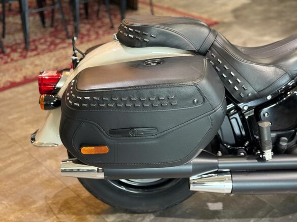 2022 Harley-Davidson Heritage, белый, 2050000 рублей - вид 4