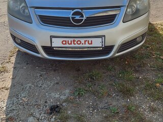 2007 Opel Zafira B, серебристый, 650000 рублей, вид 1