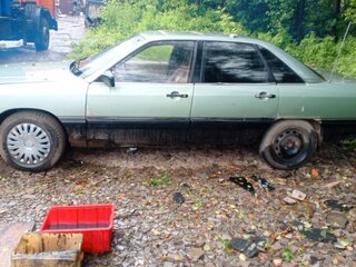 1986 Audi 100 III (C3), зелёный, 80000 рублей, вид 3