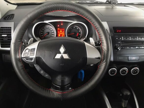 2007 Mitsubishi Outlander II, чёрный - вид 16