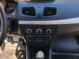 2012 Renault Megane III, чёрный, 690000 рублей, вид 3