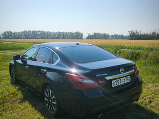 2017 Nissan Altima V (L33) Рестайлинг, чёрный, 1750000 рублей, вид 4