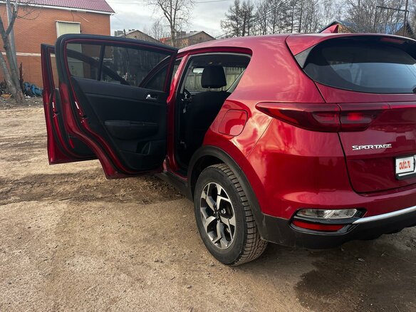 2020 Kia Sportage IV Рестайлинг, пурпурный, 1999999 рублей - вид 7