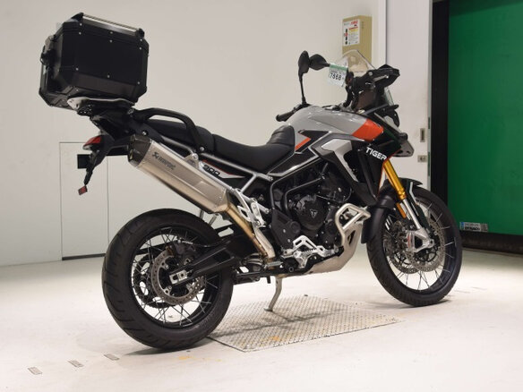 2024 Triumph Tiger 900, серый, 1500000 рублей - вид 4