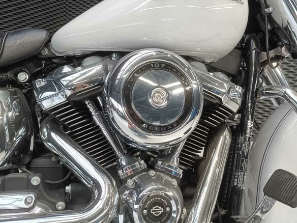 2019 Harley-Davidson Softail Deluxe, белый, 1800000 рублей - вид 6
