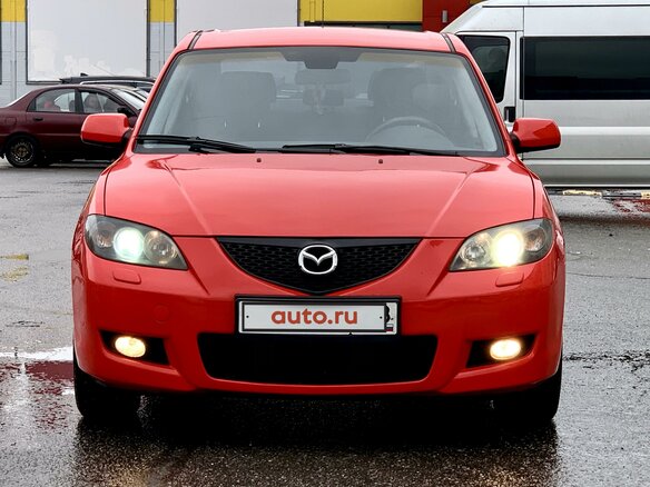 2006 Mazda 3 I (BK), красный