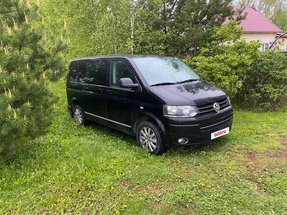 2012 Volkswagen Multivan T5 Рестайлинг, чёрный, 2100000 рублей