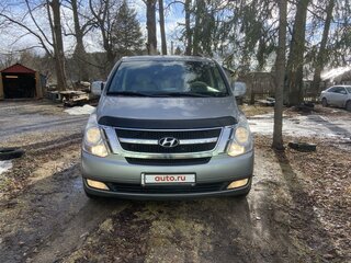 2011 Hyundai Grand Starex I, серебристый, 1800000 рублей, вид 2