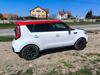 2018 Kia Soul II Рестайлинг, белый, 1799999 рублей, вид 4