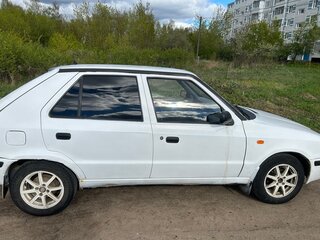 2001 Skoda Felicia I Рестайлинг, белый, 150000 рублей, вид 2