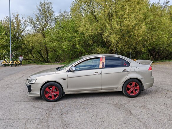 2008 Mitsubishi Lancer X, бежевый, 1000000 рублей - вид 6