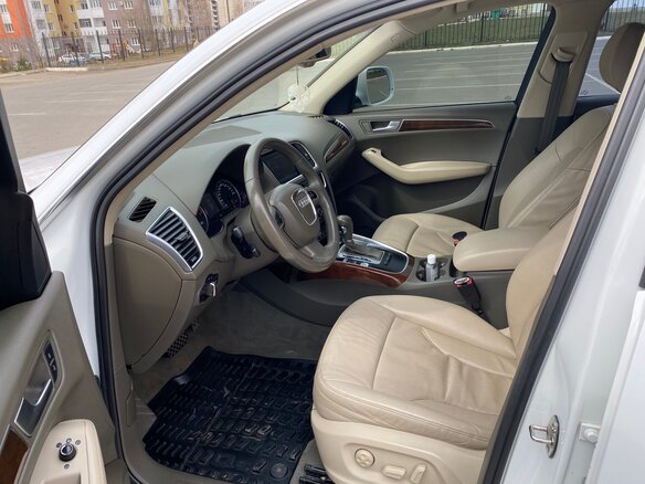 2010 Audi Q5 I (8R), белый - вид 12