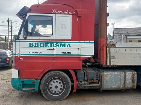 1995 Scania 3-Series, пурпурный, 1500000 рублей, вид 4