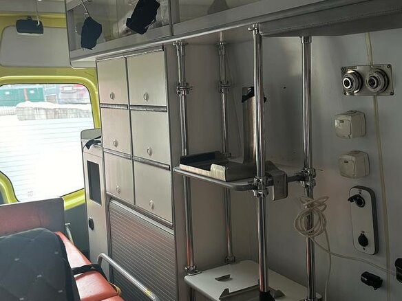 2013 Volkswagen Crafter, жёлтый, 3500000 рублей - вид 13