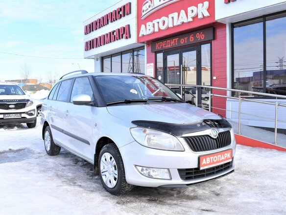 2011 Skoda Fabia II Рестайлинг, серебристый