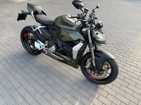 2022 Ducati Streetfighter V2, зелёный, 1800000 рублей, вид 4