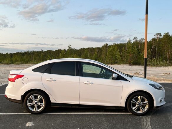2013 Ford Focus III, белый, 680000 рублей - вид 5