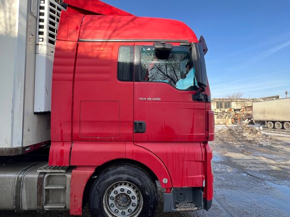 2011 MAN TGX, красный, 2350000 рублей