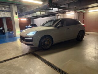 2021 Porsche Cayenne Turbo Coupé III, серый, 18000000 рублей, вид 1