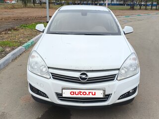 2013 Opel Astra H Рестайлинг, белый, 450000 рублей, вид 1