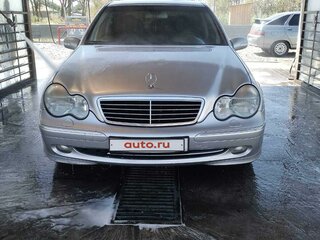 2000 Mercedes-Benz C-Класс 200 II (W203), серебристый, 600000 рублей, вид 1