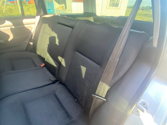 2001 Volkswagen Golf IV, серебристый - вид 30