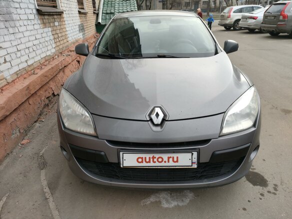 2011 Renault Megane III, серый, 730000 рублей - вид 9