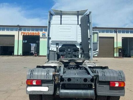 2018 Mercedes-Benz Actros, белый, 6900000 рублей, вид 4