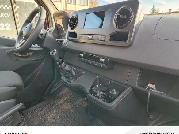 2019 Mercedes-Benz Sprinter, красный, 4500000 рублей - вид 14