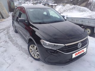 2022 Volkswagen Polo VI, чёрный, 1990000 рублей, вид 1
