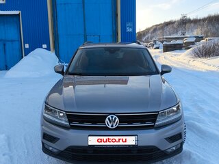 2020 Volkswagen Tiguan II, серебристый, 2470000 рублей, вид 2