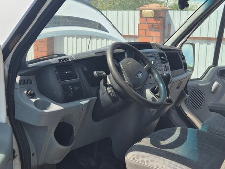 2009 Ford Transit, белый, 950000 рублей, вид 2