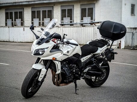 2012 Yamaha FZ1, белый, 575000 рублей, вид 4