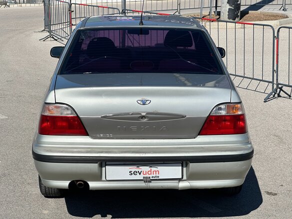 2007 Daewoo Nexia I, серебристый, 247000 рублей - вид 19